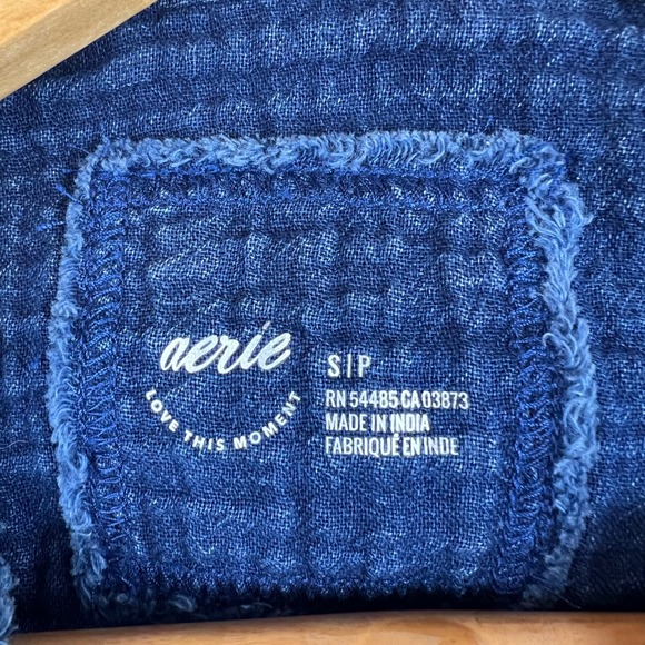 Aerie Womens Blue Cotton Double Gauze Frayed Raw Edge Button Down Shirt Small - Picture 4 of 9